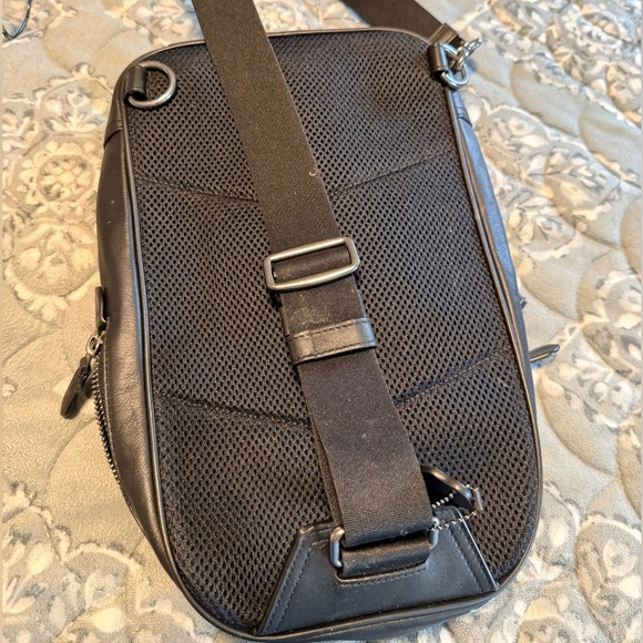 Coach authentic trackpack backpack black leather excellent condition main image 10